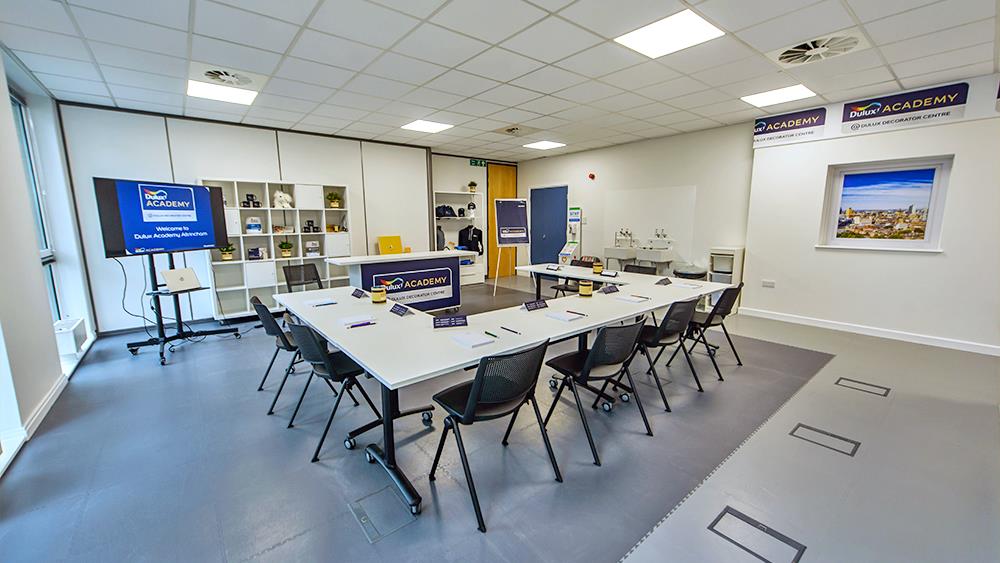 Dulux Decorator Centre launches virtual in-store training  image