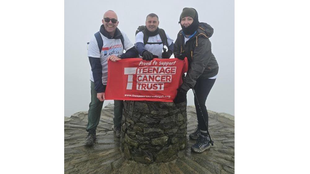 Mount Snowdon climb brings in £3k for builders’ merchants image