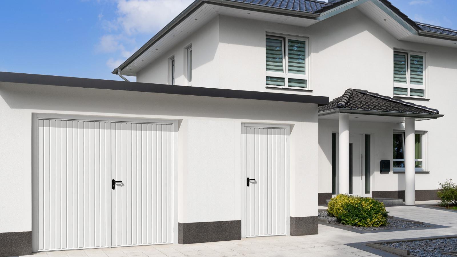 Garador introduces improved side-hinged garage door range image